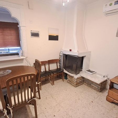 Miltos Beach House Ларнака Екстер'єр фото